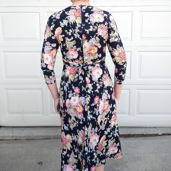 1990's does 1940's VINTAGE FLORAL DRESS xs s - Picture 9 of 12